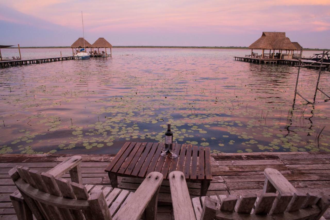 Lagoon Front Hut: Daily Cleaning, Bikes & Kayaks! Bacalar Exterior photo